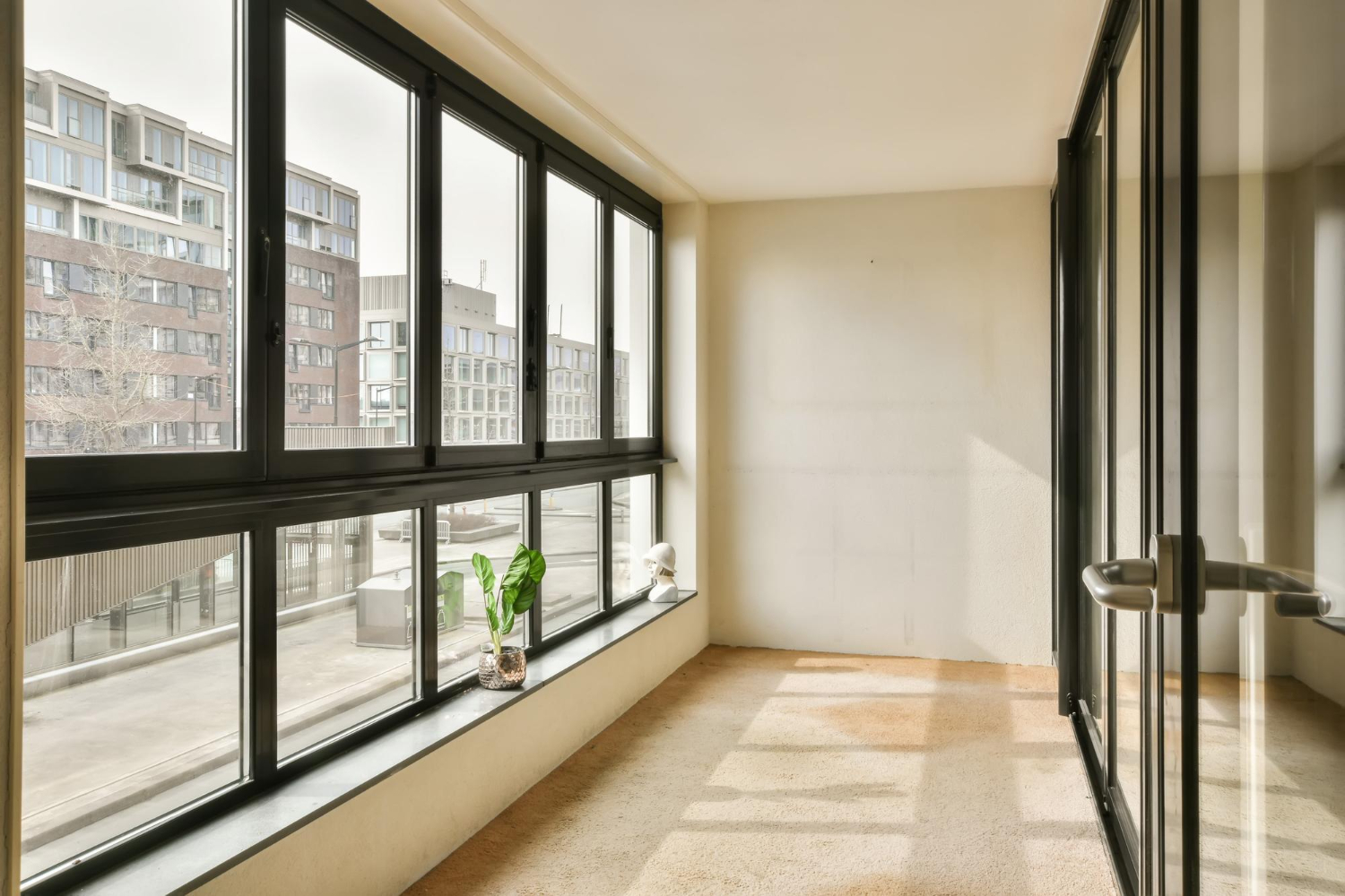 Enhance Your Modern Home with Fiberglass Windows
