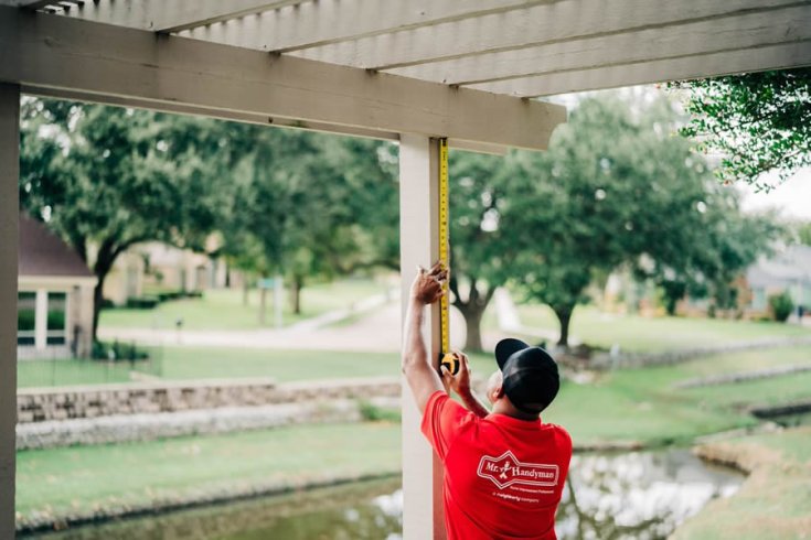 Fixing Cracks and Splinters: Deck Repair for Safety and Style